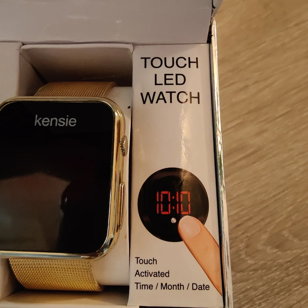 NIB Kenzie Gold Touch LED Watch